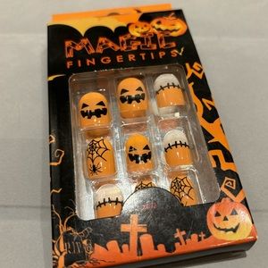 Halloween Stylish Press-On Nails